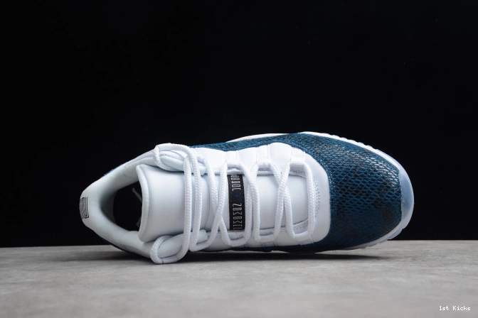 Low 11 Navy Snakeskin Air Jordan Blue CD6846-102 0819